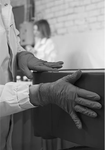 Large team of experienced professionals 01